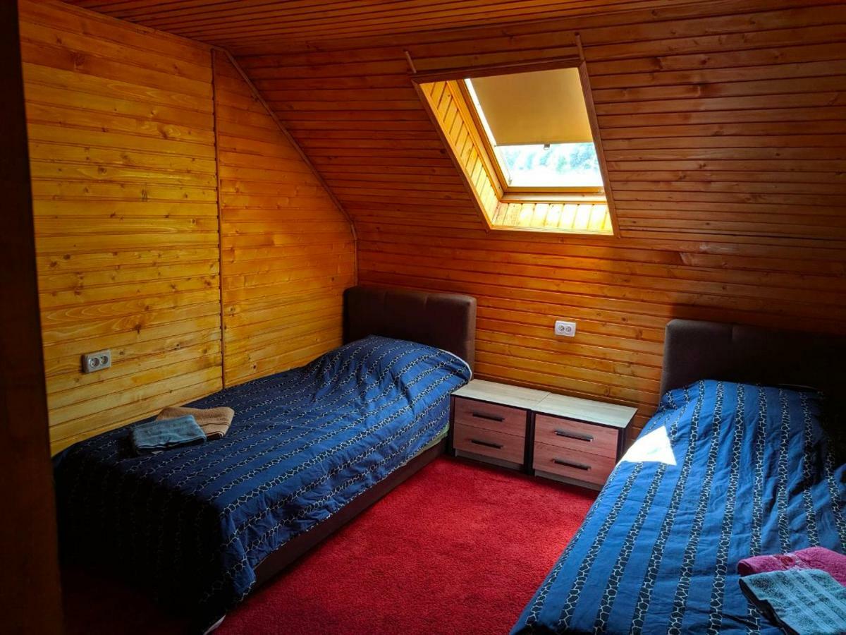Hostal У Оксани Kvasy Exterior foto